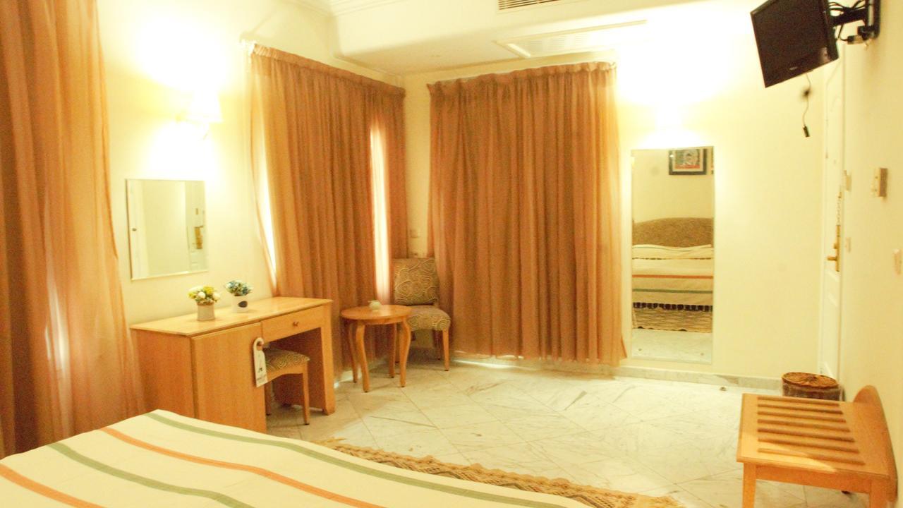 Lafayette Tunis